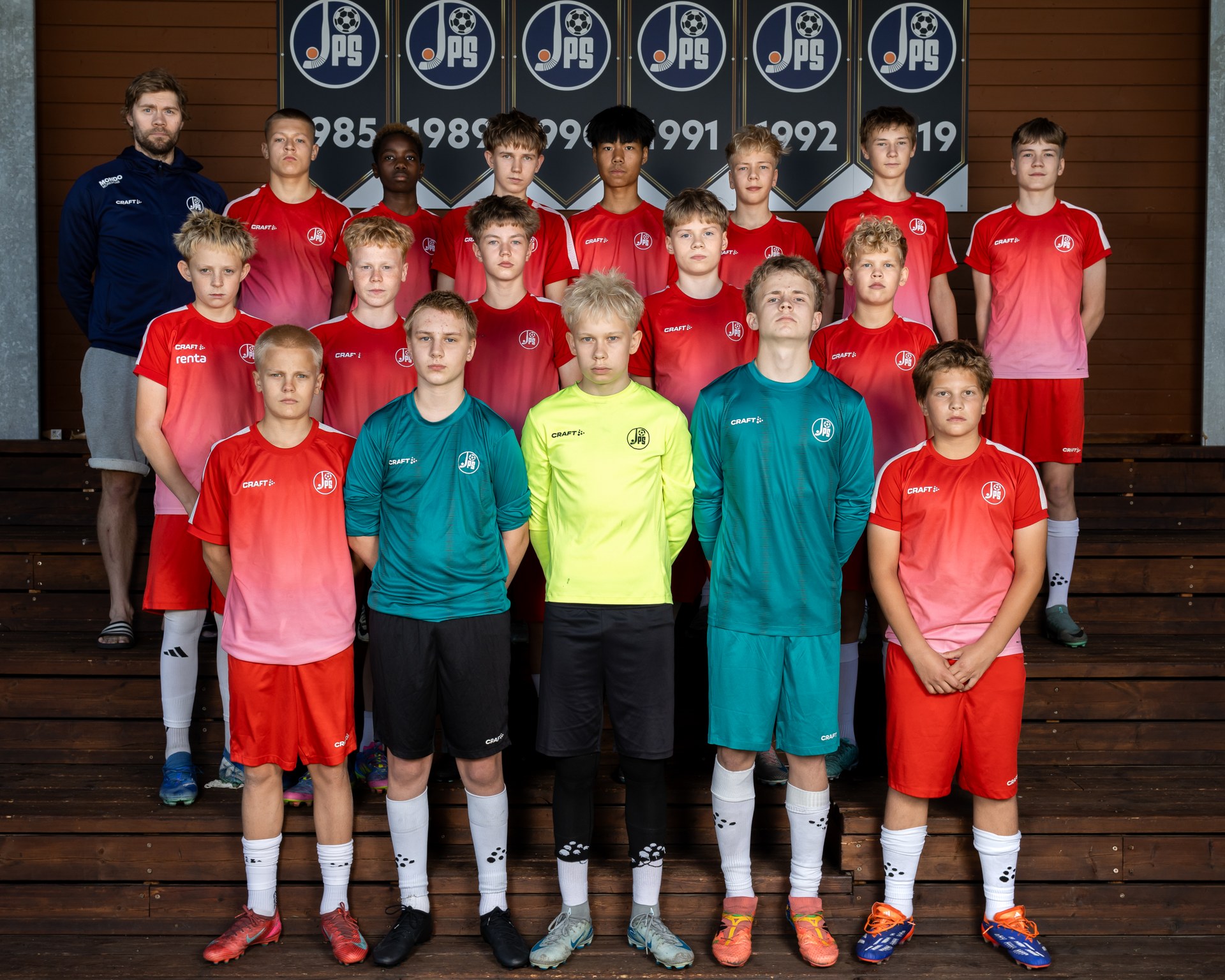 20250911_JPS_futis_joukkuekuva_P2011